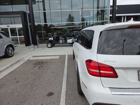 Used 2018 Mercedes-Benz GLS 63 AMG 4MATIC image 7