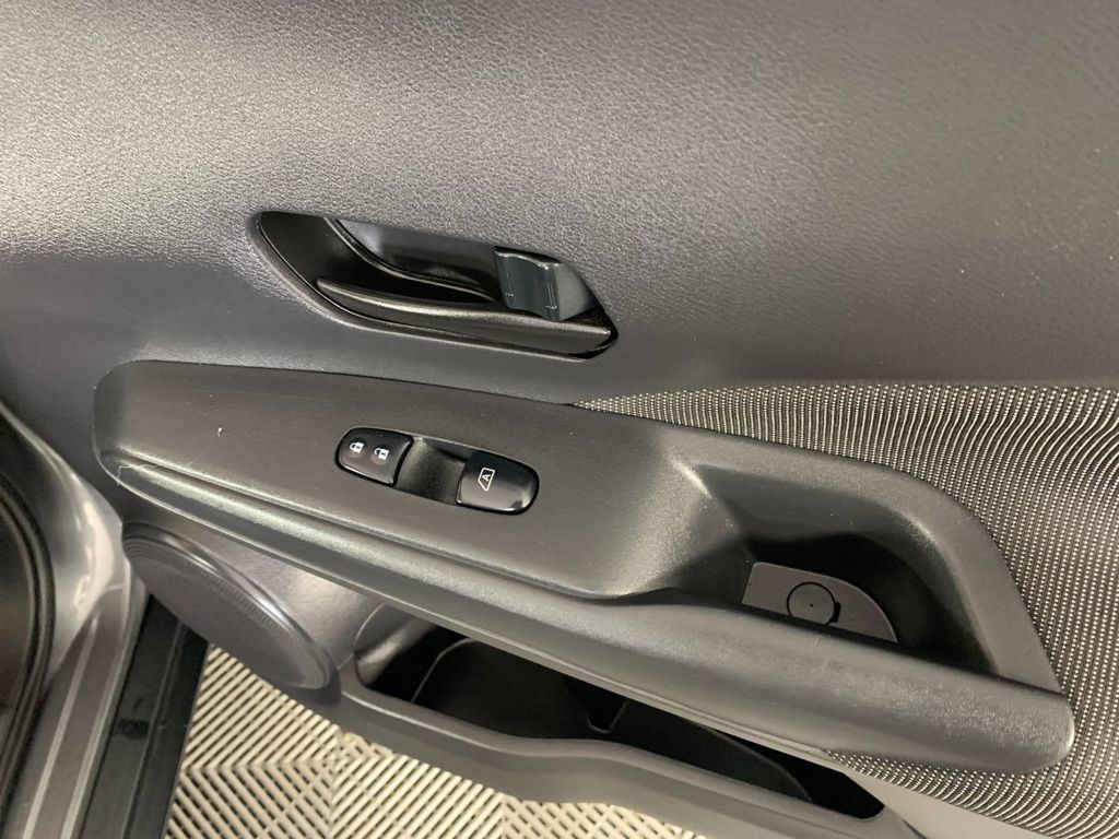 Used 2020 Nissan Kicks S FWD image 38