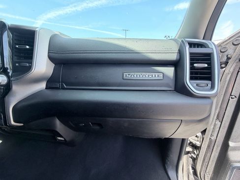 Used 2024 RAM 2500 Laramie AWD/4WD image 16