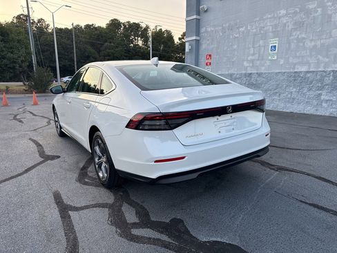 Used 2024 Honda Accord EX image 5