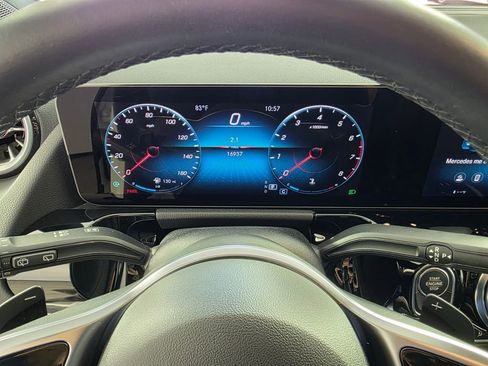 Certified 2022 Mercedes-Benz GLA 250 image 21