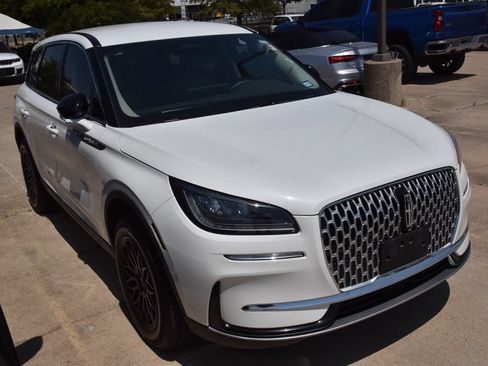 Used 2024 Lincoln Corsair FWD image 4