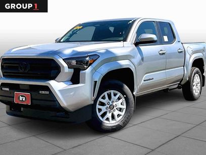 New 2025 Toyota Tacoma SR5