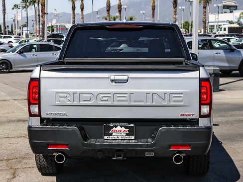 Used 2025 Honda Ridgeline Sport+ image 5