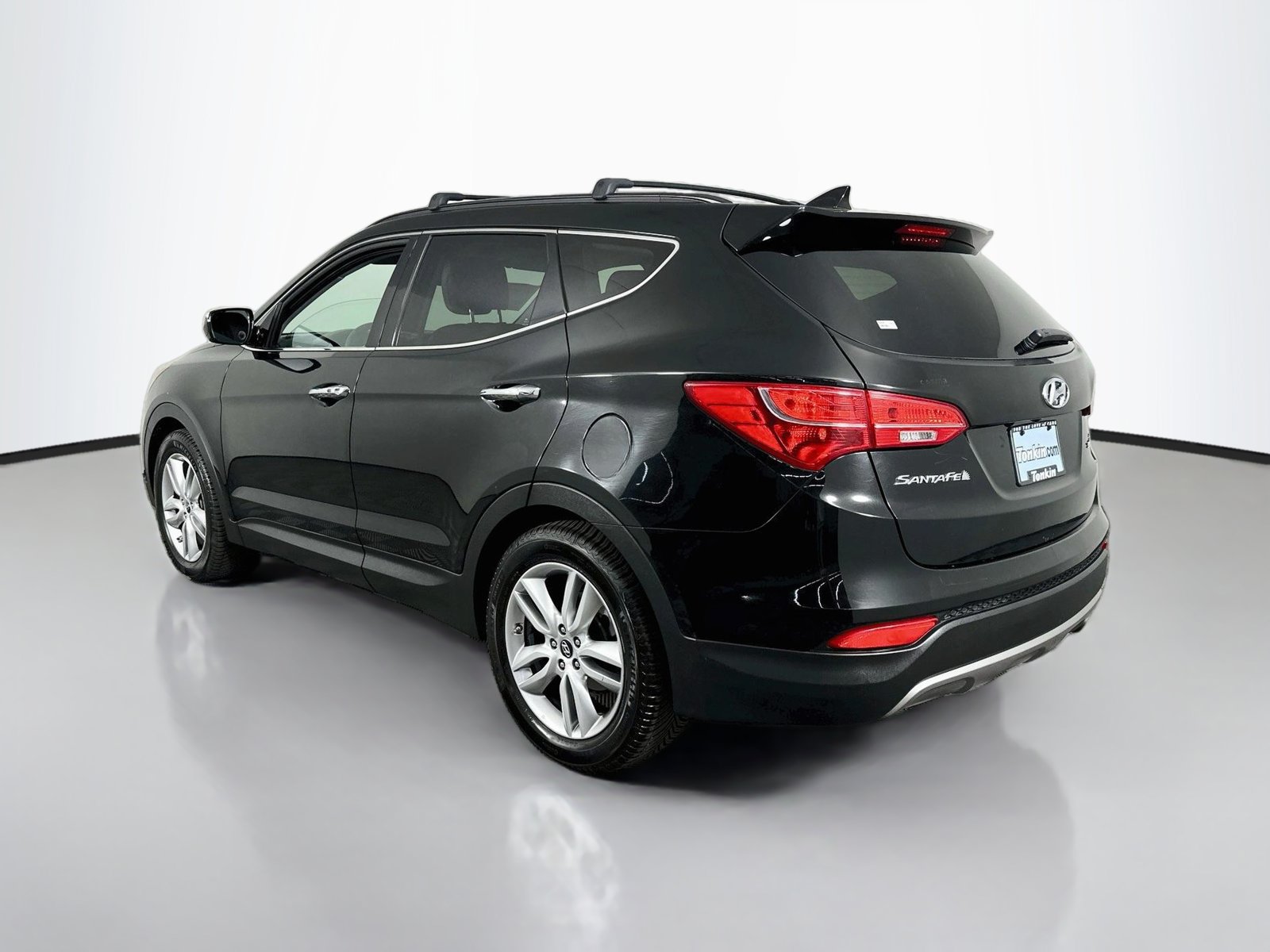 Used 2014 Hyundai Santa Fe Sport 2.0T w/ Navigation Package 06 FWD image 5