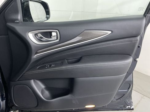 Used 2019 INFINITI QX60 Luxe w/ Essential Package image 27