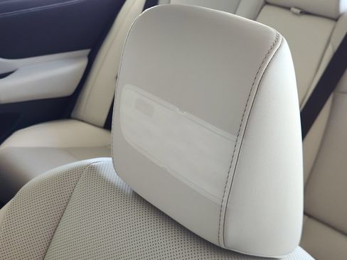Certified 2025 Lexus ES 350 w/ Premium Package FWD image 23