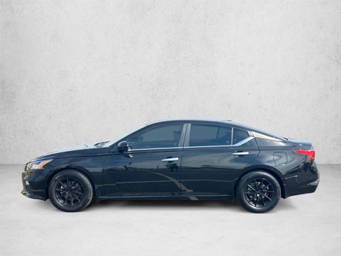 Used 2019 Nissan Altima 2.5 S FWD image 8