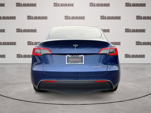 Used 2024 Tesla Model Y Long Range image 4