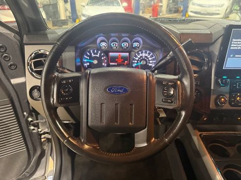 Used 2013 Ford F250 Lariat w/ Lariat Ultimate Pkg AWD/4WD image 30