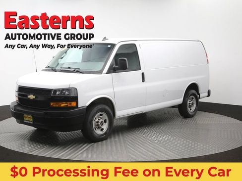 Used 2021 Chevrolet Express 2500 RWD image 48