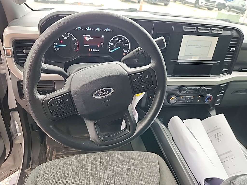 Used 2024 Ford F250 XLT w/ FX4 Off-Road Package AWD/4WD image 4
