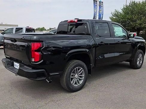 New 2025 Chevrolet Colorado LT w/ LT Convenience Package image 9