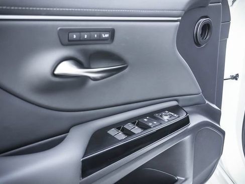Certified 2025 Lexus ES 350 w/ Premium Package FWD image 12