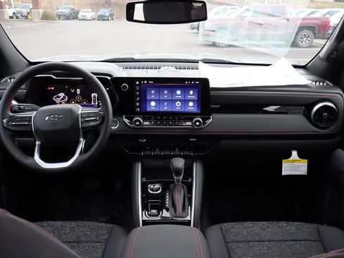 New 2025 Chevrolet Colorado Z71 w/ Technology Package image 32