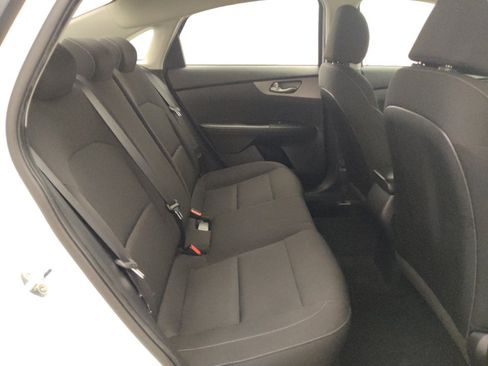 Used 2021 Kia Forte LXS FWD image 19