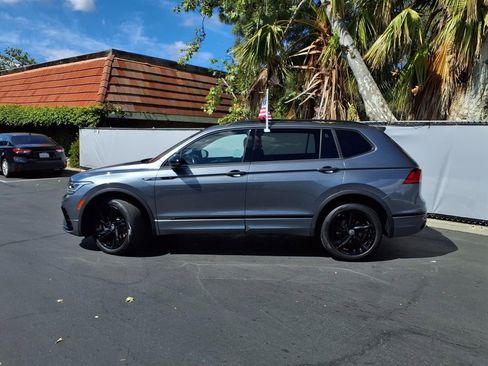 Used 2023 Volkswagen Tiguan SE R-Line FWD image 3