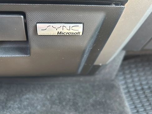 Used 2013 Ford F150 XLT w/ Luxury Equipment Group image 40