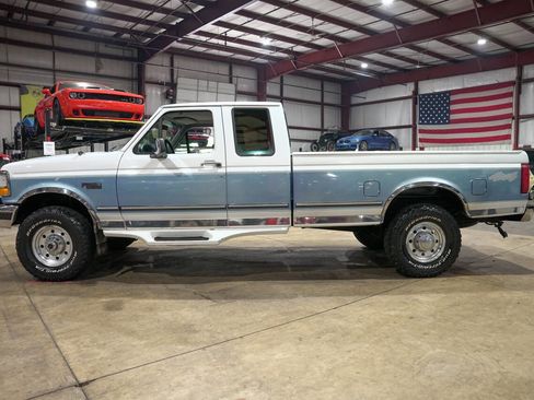 Used 1997 Ford F250 4x4 SuperCab Heavy Duty image 4