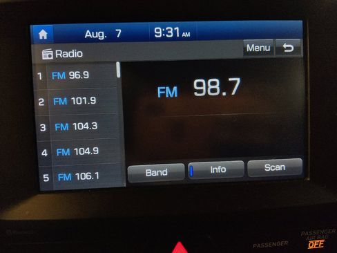 Used 2019 Hyundai Veloster 2.0 FWD image 25