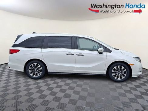 Certified 2024 Honda Odyssey EX-L image 7