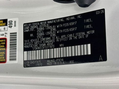 Certified 2026 Toyota Sienna LE FWD image 33