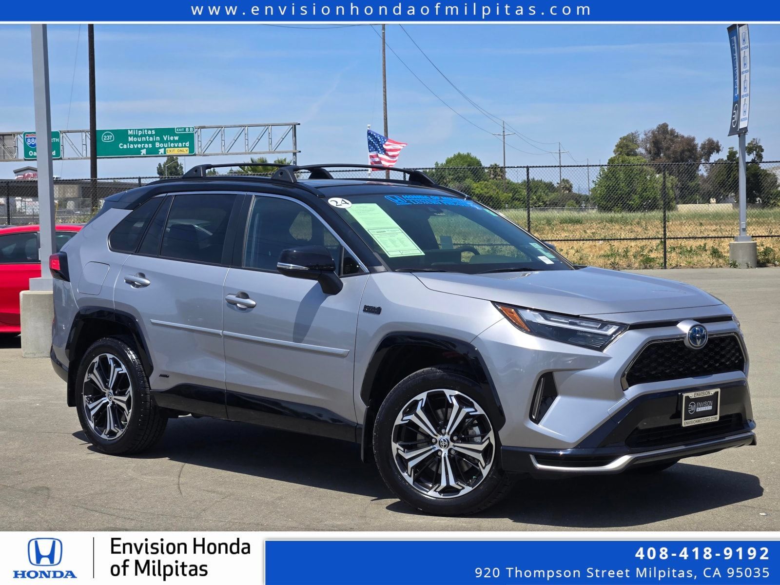Used 2024 Toyota RAV4 XSE w/ Weather Package AWD/4WD image 1
