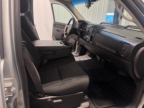 Used 2012 Chevrolet Silverado 2500 LT w/ Interior Plus Package image 15