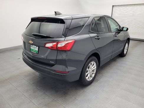 Used 2021 Chevrolet Equinox LS w/ LS Convenience Package AWD/4WD image 9
