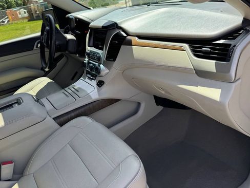 Used 2019 GMC Yukon Denali w/ Denali Ultimate Package AWD/4WD image 32