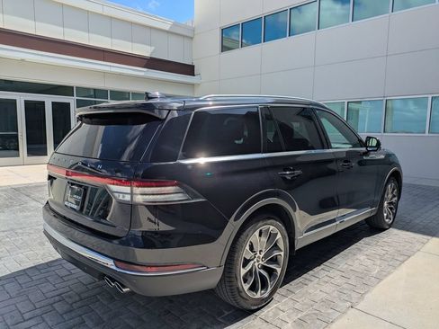 Certified 2025 Lincoln Aviator Reserve RWD image 6