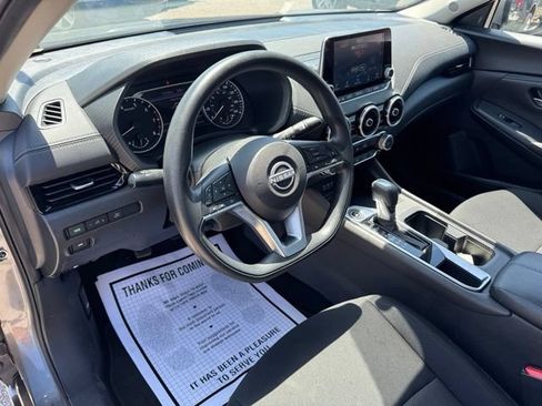 Used 2025 Nissan Sentra SV FWD image 12