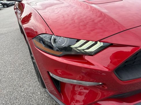 Used 2020 Ford Mustang Coupe w/ Equipment Group 101A RWD image 28