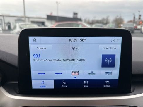 Used 2020 Ford Escape SE image 17