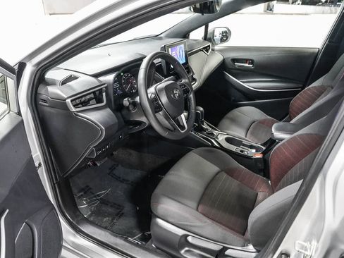 Used 2024 Toyota Corolla SE w/ SE Package FWD image 18
