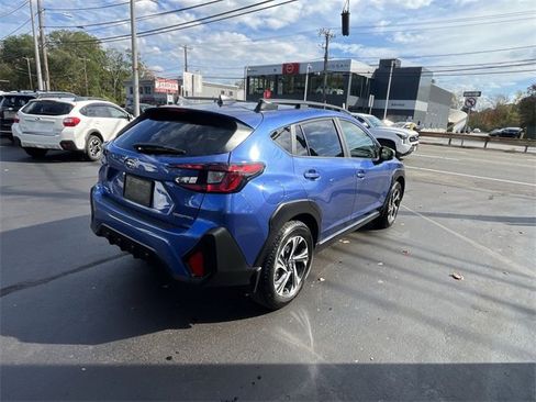 Used 2025 Subaru Crosstrek 2.0i Premium image 8