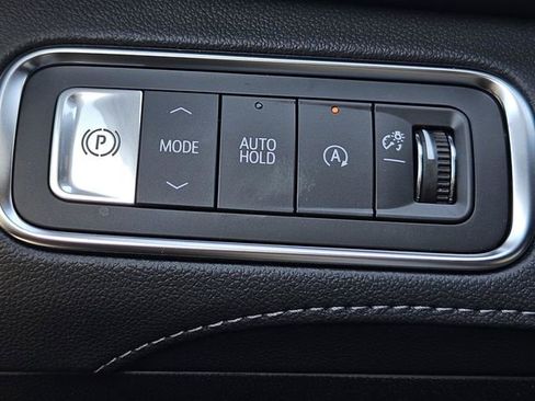 New 2026 Buick Enclave Preferred w/ Power Package image 25