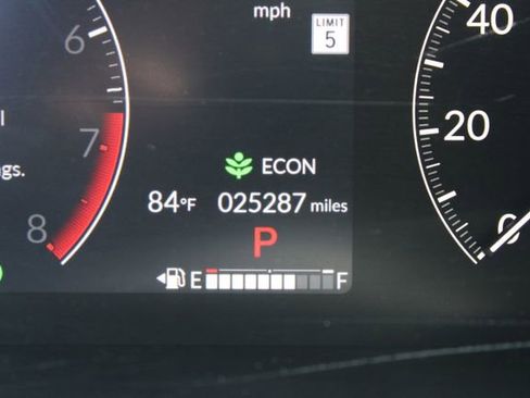 Used 2024 Honda HR-V EX-L image 15
