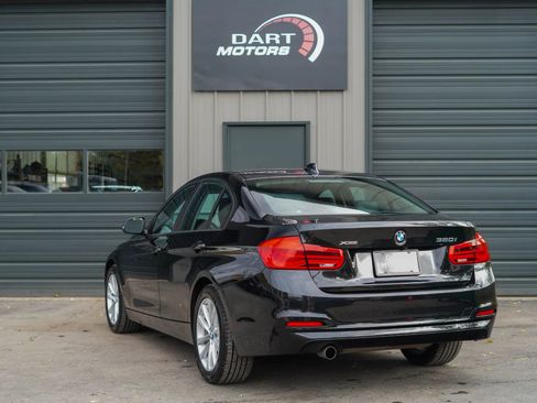 Used 2018 BMW 320i xDrive Sedan w/ Convenience Package image 5