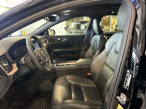 Certified 2023 Volvo S60 B5 Plus w/ Climate Package AWD/4WD image 10