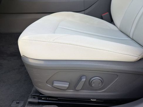 Used 2025 Hyundai Sonata SEL FWD image 14