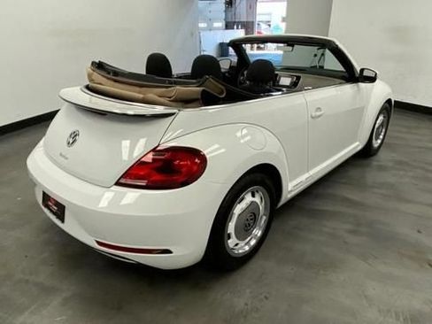 Used 2018 Volkswagen Beetle 2.0T Coast FWD image 7