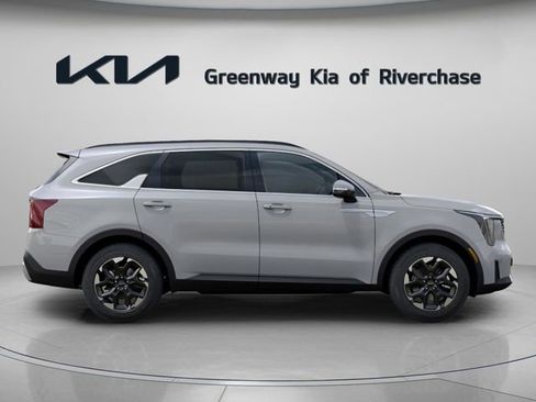 New 2026 Kia Sorento S FWD image 9