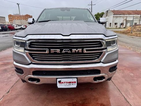 Used 2022 RAM 1500 Laramie AWD/4WD image 2