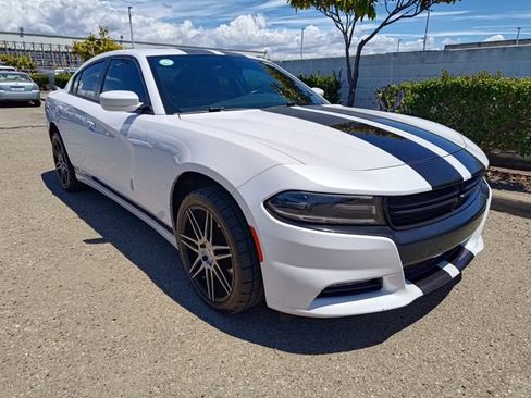 Used 2015 Dodge Charger SXT w/ AWD Plus Group image 1