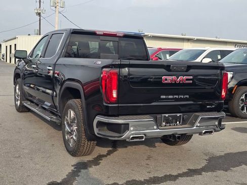 New 2026 GMC Sierra 1500 SLT image 7