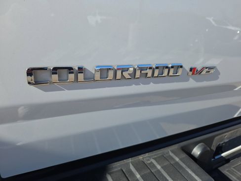 Used 2018 Chevrolet Colorado W/T w/ WT Convenience Package image 25