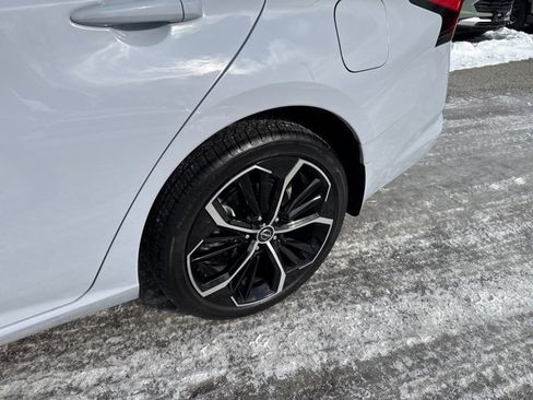 Used 2025 Nissan Altima 2.5 SR image 38