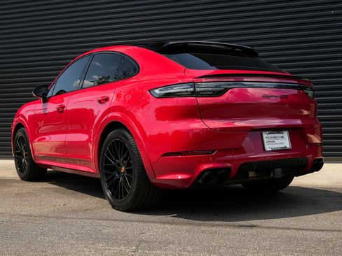Certified 2023 Porsche Cayenne GTS AWD/4WD image 3