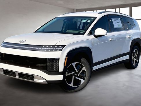 New 2026 Hyundai Ioniq 9 SE image 2